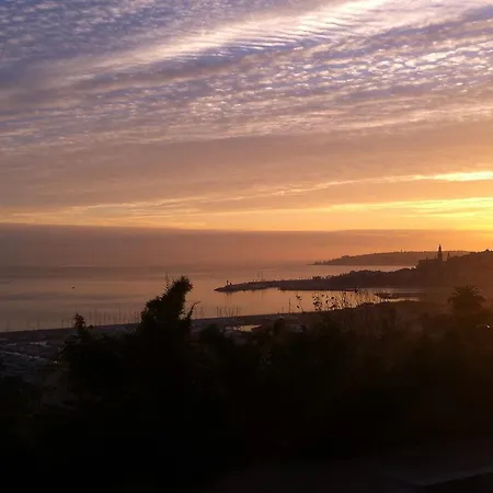 L'estoril Garavan *