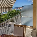 Apartment L'estoril Garavan *