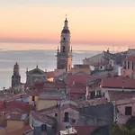 L'estoril Garavan Μεντόν